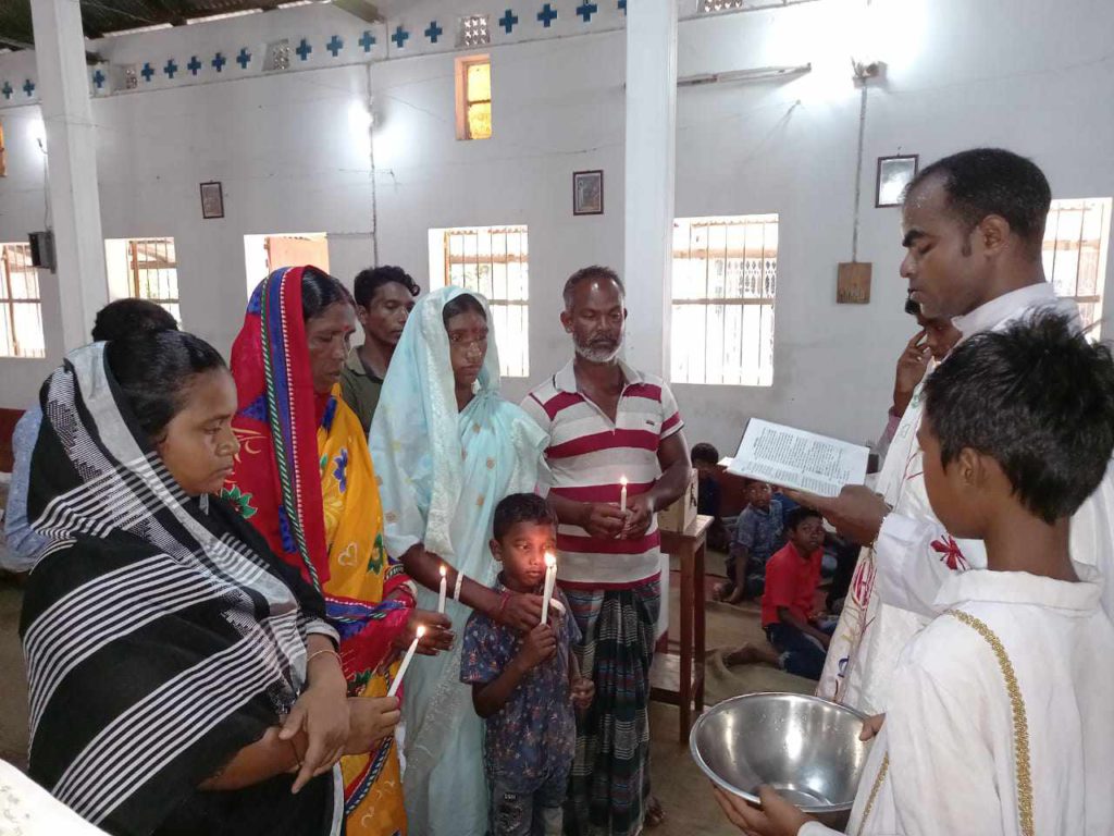 Mass stipends for priests in Bangladesh
