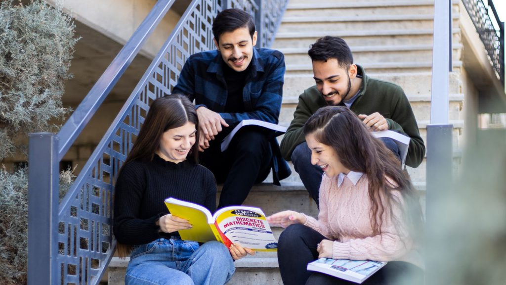 scholarships for Christian students in Iraq